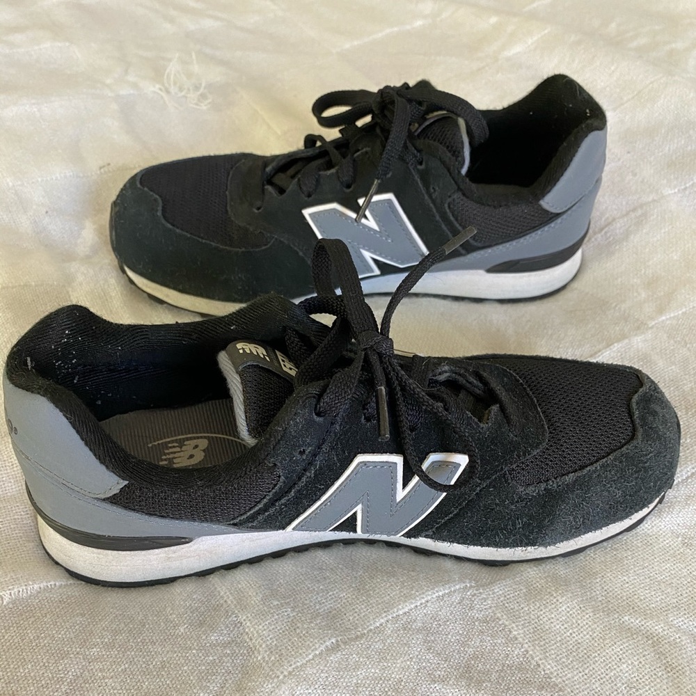New Balance Classics - Picture 4 of 5